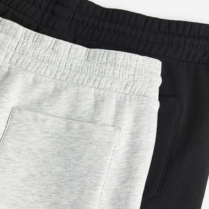 Short de sport pour homme 100% coton avec logo personnalisé High Street Short d'athlétisme décontracté et solide teint en plaine - Product Image 4