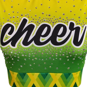 Uniforme de Animadora Personalizado para Adultos, Diseño Moderno con Pedrería, Top con Estampado Digital, Uniforme de Equipo 100% Spandex - Product Image 3