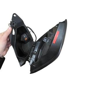 Caja de Guantera Derecha Original Yamaha XMAX 300 2017 B74F838V0100 para Motocicleta - Product Image 3