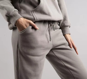 Custom Logo Customize High Quality Oversized Casual Cotton Winter Long Sleeve Ladies <b>Cropped</b> <b>Top</b> <b>Hoodie</b> Women Letter Print - Product Image 5