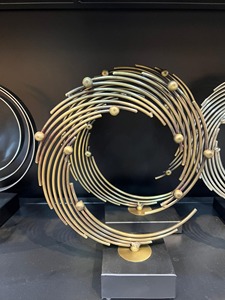 Pièce maîtresse de table décorative de conception ronde élégante pièce maîtresse pour bureau décor d'événement affichage de cadeau accent moderne - Product Image 5