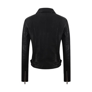 Manteau d'hiver pour femmes avec veste en cuir de style explosion Nouvelles dames Short Denim Lapel Outwear Fashion Trend Tops - Product Image 5