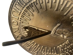 Reloj Solar de Latón Pulido 'Crecer envejeciendo conmigo', Decoración Romántica de Metal Antiguo para Jardín - Product Image 4