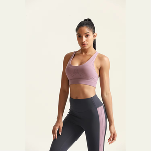 Nouveau design de combinaison de yoga pour femmes vêtements de sport taille haute pour le jogging et le fitness vêtements de sport scrunch pour femmes - Product Image 1