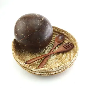 कार्बनिक हस्तनिर्मित नारियल कटोरा सेट नारियल कटोरा डिनर सेट हस्तनिर्मित लकड़ी के बर्तन लकड़ी चम्मच मिठाई फल का सलाद मिश्रण चावल