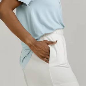 Pantalones cortos de mujer informales modelo suave y elegante OEM: moda versátil y ecológica para uso diario fabricados en Pakistán por HUG - Product Image 4