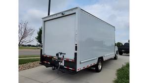 Ford E-Series Cutaway E-350 SRW 2024 Usado en Excelentes Condiciones - Product Image 6