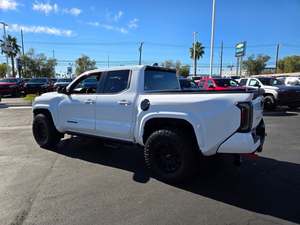 PRÊT À EXPÉDIER 2024 T0Y0TA TAC0MA SR5 Double Cab 4WD - Product Image 5