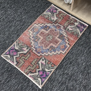 Vintage Turkish Rug Rug 1.5x2.4 ft, <b>Brown</b> Small Geometric <b>Wool</b> Rug - Product Image 2