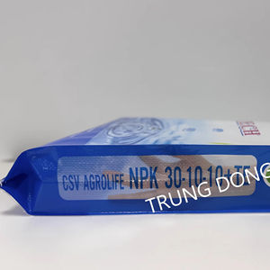 Sacs d'engrais tissés en PP laminé BOPP de couleur personnalisée 5kg à 50kg finition brillante ou mate fabriquée au Vietnam - Product Image 1