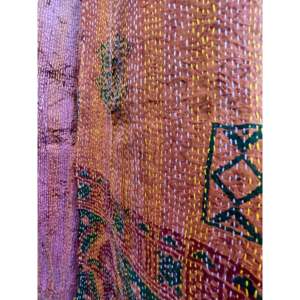 Pañuelo de Seda Vintage con Bordado 85x210cm, Diseño Inspirado en el Templo Spice - Product Image 3