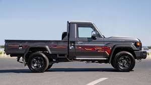 Super Oferta 2024 TOYOTA LAND CRUISER 4.0P – GRIS - Product Image 3