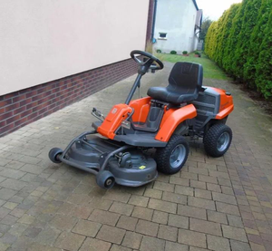เครื่องตัดหญ้าแบบนั่งขับ Husqvarna Rider R111B รุ่นอุตสาหกรรมประสิทธิภาพสูง - Product Image 1