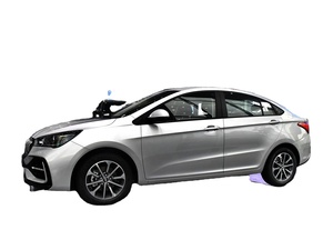 SUV de Lujo a Gasolina 2024, 7 Plazas, Automático, Vehículo Familiar en Perfecto Estado, Crossover de Lujo Alemán Turbo R17, Volante a la Izquierda, Color Oscuro - Product Image 4