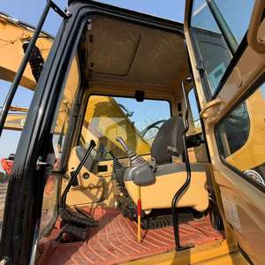 Excavatrice Caterpillar d'occasion, modèle CAT320bl 320cl, équipement lourd pour travaux de génie civil et de construction. - Product Image 6