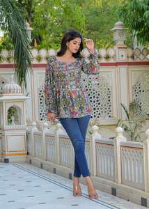 Women's Casual Square Neck <b>Top</b> with Geometric Pattern Decoration One Set of Waist-Length Ankle-Length Full <b>Sleeve</b> in Polyester - Product Image 3