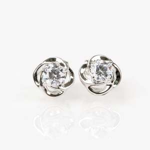 Jeulia Classic Flower Sterling <b>Silver</b> <b>Stud</b> Earrings with Diamond Pearl & Zircon - Product Image 6