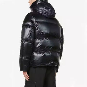 Veste matelassée épaisse en duvet et coton, style streetwear, personnalisable, pour homme, idéale pour l'hiver froid – Collection Homme - Product Image 4