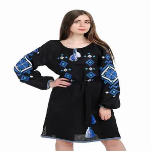 Robe d'été bohème pour femme, sans bretelles, à motif floral, longueur genou, manches courtes, en crêpe écologique, coupe ample, ourlet asymétrique smocké - Product Image 1