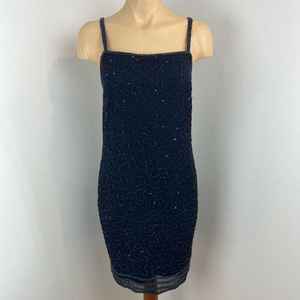 Venta al por mayor de vestidos MIDI elegantes personalizados para las mujeres Sexy hasta la rodilla vestido de cuentas para fiestas y salidas de las señoras vestido de noche - Product Image 4