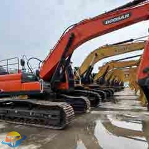 Excavadora de Ruedas/Orugas Doosan DX340LC-9C Usada con Motor de Alta Calidad, 6 Toneladas de Peso Operativo, Asequible - Product Image 2