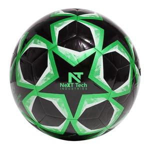 Ballon de football d'entraînement Next Tech Industries en matériau PU pour l'entraînement avec un design personnalisé et un logo personnalisé - Product Image 3