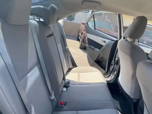 Toyota Corolla LE Berline 4 Portes 2016 d'Occasion Prête à Conduire en Bon État et Jamais Accidentée - Product Image 4