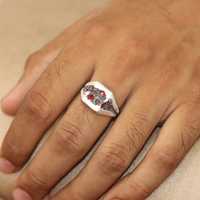 Bague Chevalière Homme Faite Main en Argent Sterling 925, Pierre Précieuse Grenat Rouge Sertie en Bezel, Plaqué Or 22 carats, Style Bohème Chrétien Personnalisable
