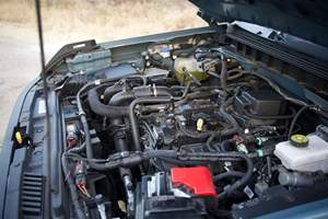 Ford Bronco SUV 2022 con Techo Solar, Faros Delanteros, Cámara Trasera 360, Asientos Eléctricos - Product Image 6