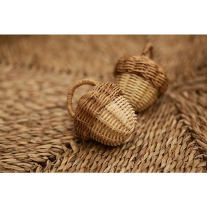 UN TOQUE DE NATURALEZA: Adornos navideños de ratán tejidos a mano: decoración navideña única. - Product Image 4