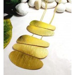 Collier à chaîne géométrique en laiton plaqué or unisexe fait à la main pour d'autres occasions - Product Image 2