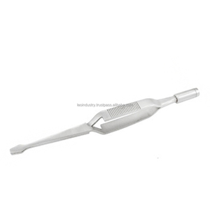 Pinzas pequeñas de mano para cejas de 9cm con punta inclinada de 3,5 pulgadas, mango de acero, cabeza negra para dar forma a las cejas y depilación de la barbilla - Product Image 4