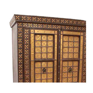 Armoire de chambre à coucher indienne en bois faite à la main - Product Image 2