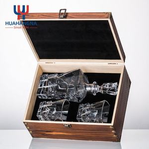 Carafe à whisky en cristal gravée et verre avec logo personnalisé dans une boîte cadeau en bois pour homme, <span class=keywords><strong>patron</strong></span>, père - Product Image 1