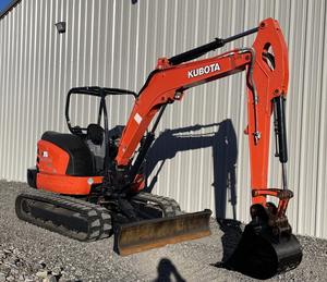 Mini-pelle Kubota KX 057-4 5 tonnes avec mini-pelle hydraulique sur chenilles - Product Image 4