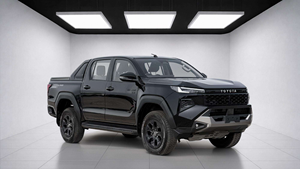 Oferta Especial 2026 TOYOTA HILUX TRAVO OVERLAND PLUS 2.8D – NEGRO / VOLANTE A LA DERECHA / VOLANTE A LA IZQUIERDA - Product Image 3