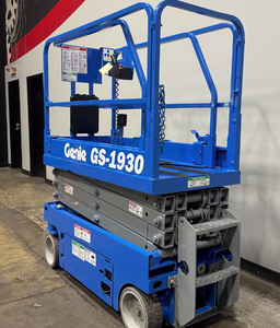 Plataforma Elevadora de Tijera Eléctrica Genie GS-1930 con Entrega Gratuita, Plataforma de Trabajo Aérea Compacta Autopropulsada - Product Image 2