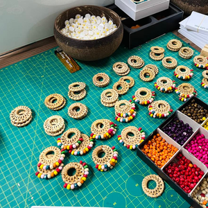 Boucles d'oreilles artisanales en osier de bord de mer faites à la main nouveau crochet d'oreille en rotin fait au Viet Nam pour les femmes Style classique pour les vacances d'été - Product Image 5