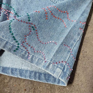 Shorts en jean vintage lavés avec strass, de qualité supérieure, au meilleur design, personnalisés, pour hommes, service OEM, fabriqués au Pakistan - Product Image 5