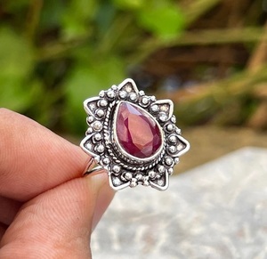 Anillo de rubí brillante Plata de Ley 925, joyería minimalista hecha a mano, piedras preciosas naturales, tamaño personalizado, regalo de aniversario para ella - Product Image 3