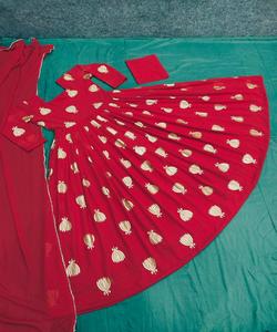 Attrayant Designer Party Wear Dames Porter Pierre Travail Indien Saisonnable Soie Lourd Brodé Femmes Adultes Inde Pakistan 500 Vêtement - Product Image 1