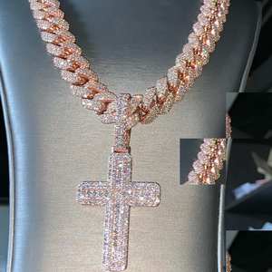 Personnalisé Haute Qualité Glacé Hip Hop Nom Pendentif VVS Moissanite Diamant 925 Argent et Plaqué Or Meilleur Prix pour les Femmes - Product Image 4