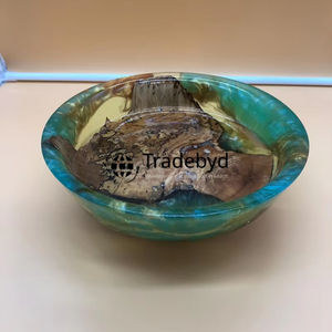 Diseño de tazón de resina hecho a mano de lujo para la cocina del hogar con estilo interior moderno o propósito de decoración de regalo por Tradebyd - Product Image 1