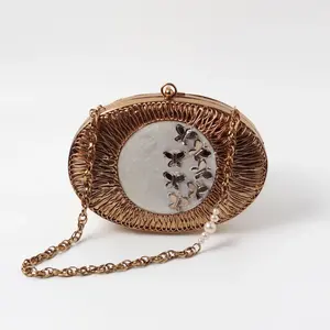 Bolso de Mano Exclusivo de Latón y Madreperla para Vestir de Noche, Bolso de Mano de Latón con Incrustaciones de Madreperla Hecho a Mano para Mujer - Product Image 1