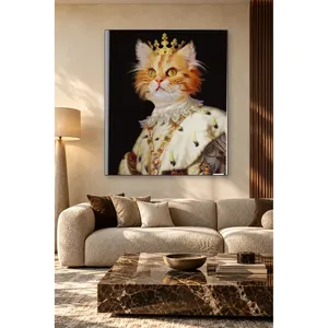 Impression sur toile de portrait de chat roi couronné Fida - Product Image 5
