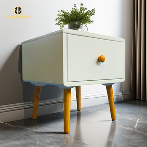 โต๊ะข้างเตียงและไม้แข็งสำหรับห้องนอนเด็ก - Product Image 1