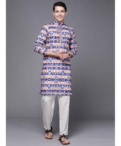 ATTRACTIVE EN SOIE POUR HOMMES KURTA AVEC PANTALON POLO et BRODERIE IMPRIMÉ TRAVAIL KOTI ROSE Achkan Bandhgala Sherwani - Product Image 4
