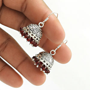 Piedra preciosa de granate rojo Natural, Pendientes colgantes Jhumka de aspecto clásico de Plata de Ley 925 para aniversario de boda, joyería hecha a mano - Product Image 4