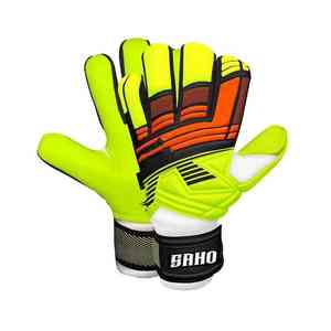 Gants GAA personnalisés fabriqués au Pakistan pour une utilisation en équipe avec un confort de contrôle supérieur et des logos d'équipe brodés - Product Image 3