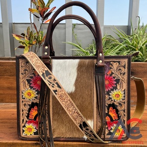 Nouveau sac fourre-tout en fourrure de vachette véritable de concepteur personnalisé sac à main en cuir élégant cheveux sur cacher sacs de sculpture usinés à la main pour les femmes multi-usages - Product Image 1